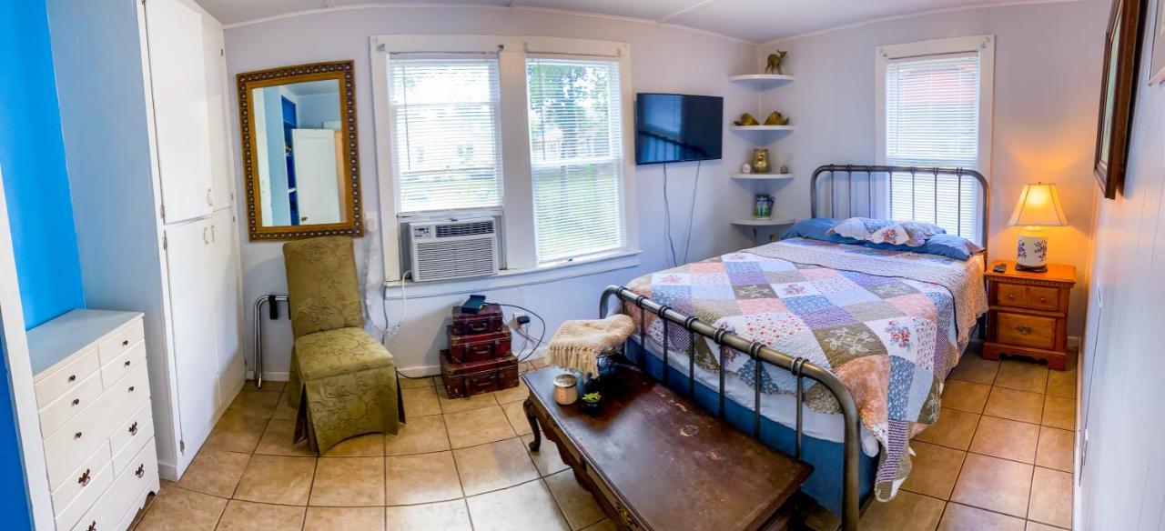 Private Home In Ocala With Fenced Yard, Piano, Central Location, Pets Welcome Exterior photo