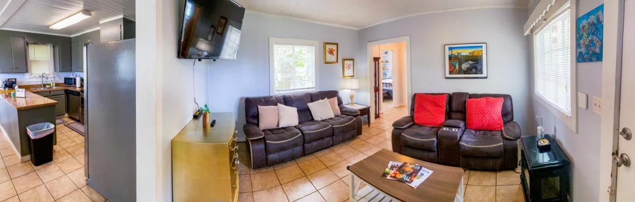 Private Home In Ocala With Fenced Yard, Piano, Central Location, Pets Welcome Exterior photo